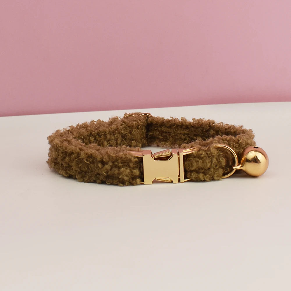 Collier personnalisé effet moumoute marron