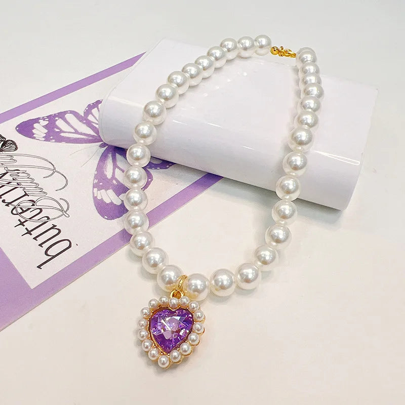 Collier de perles pour chat avec coeur violet strass