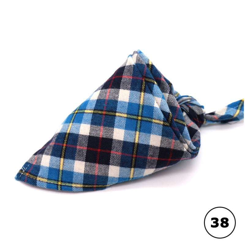 bandana carreaux pour chats 38