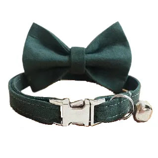 Grünes Katzenhalsband personalisiert mit Fliege | Chic et Chat