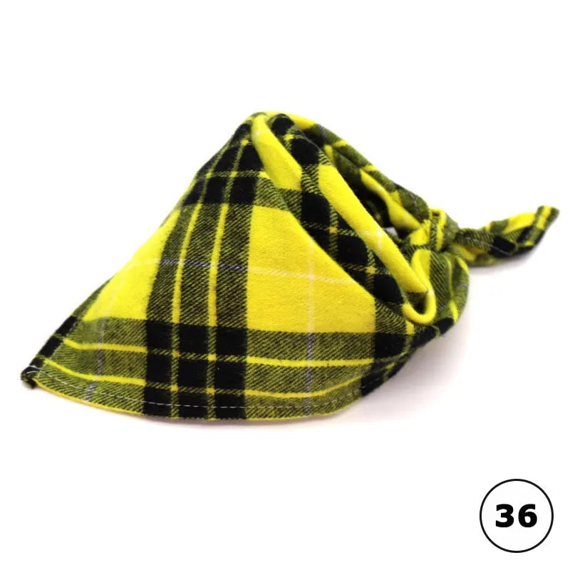 bandana carreaux pour chats 36