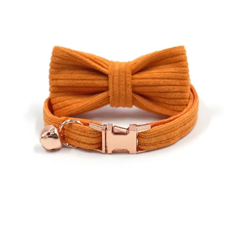 Collier personnalisé pour chat orange noeud papillon