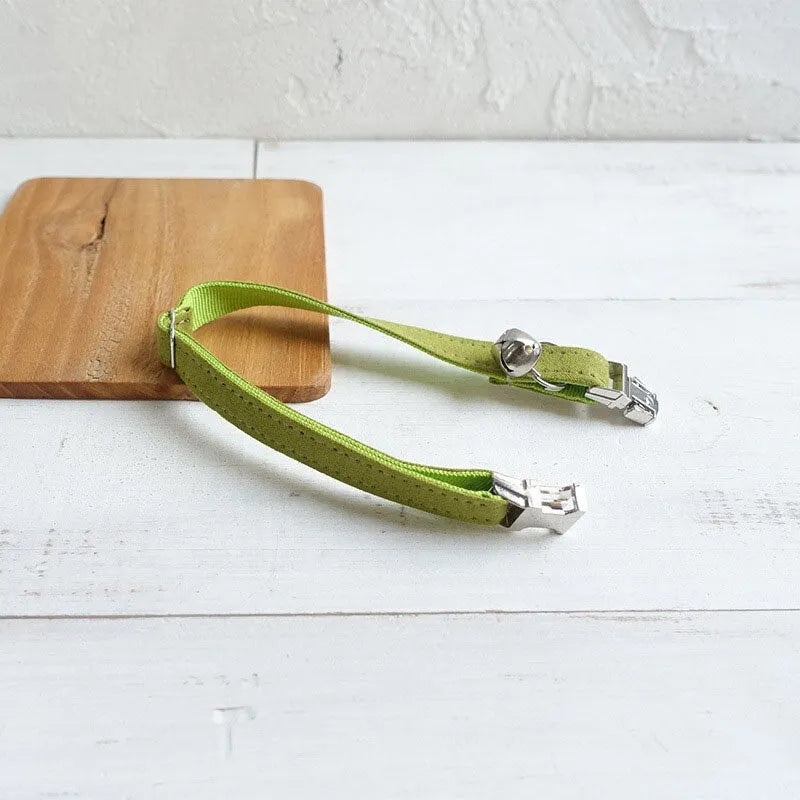 Collier de luxe avec noeud papillon