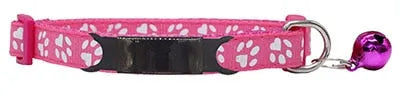 collier rose avec motif pattes de chat, pour chat