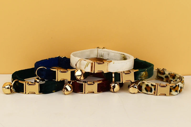 Collier de Noël pour chat en velours plusieurs coloris