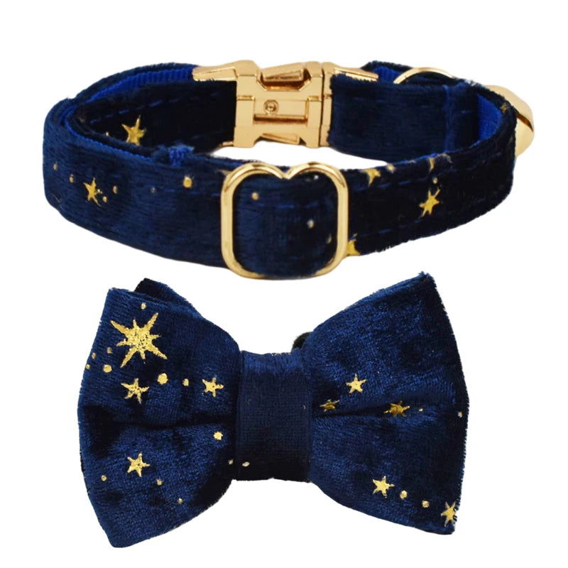 Collier de Noël en velours à personnaliser bleu nuit étoilé avec noeud