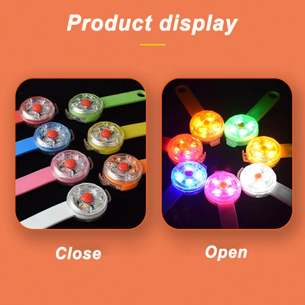 Pendentif lumineux LED pour chat allumé et éteint